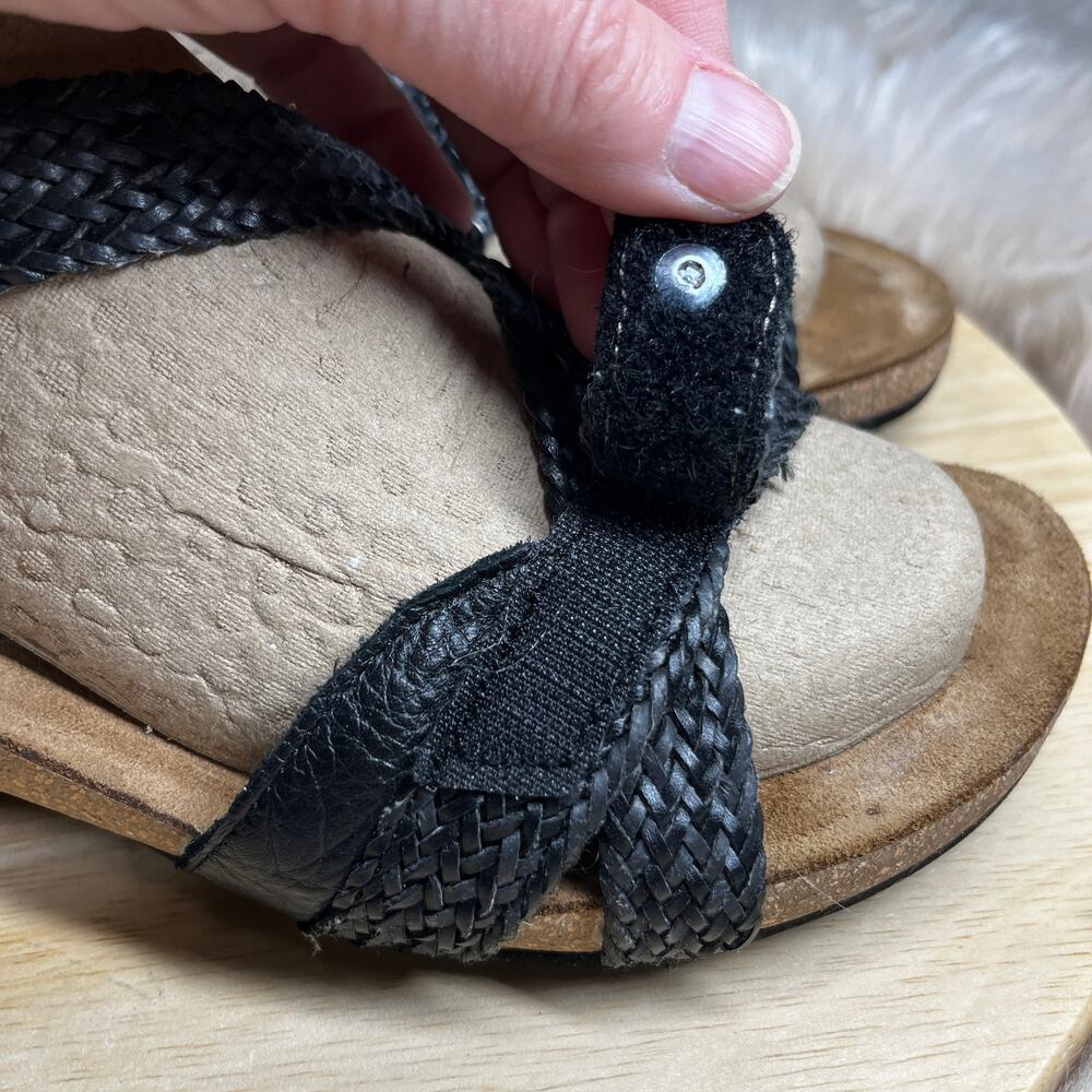 Taos Trulie Sandal Womens 9-9.5 (Eur 40) Strappy Black Woven Leather Cork Wedge - Picture 9 of 16